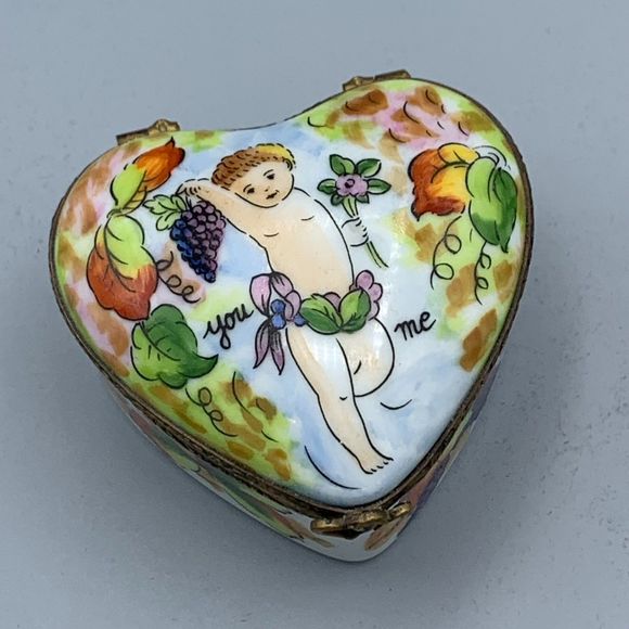 Heart Shape Limoges France Peint Main Hinged Trinket Box La Gloriette "you" "me" - Picture 5 of 10